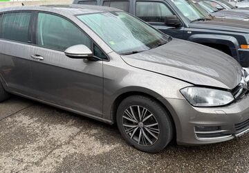 VW Golf 73.800 km 7.900 &euro; Bad Reichenhall 83435
